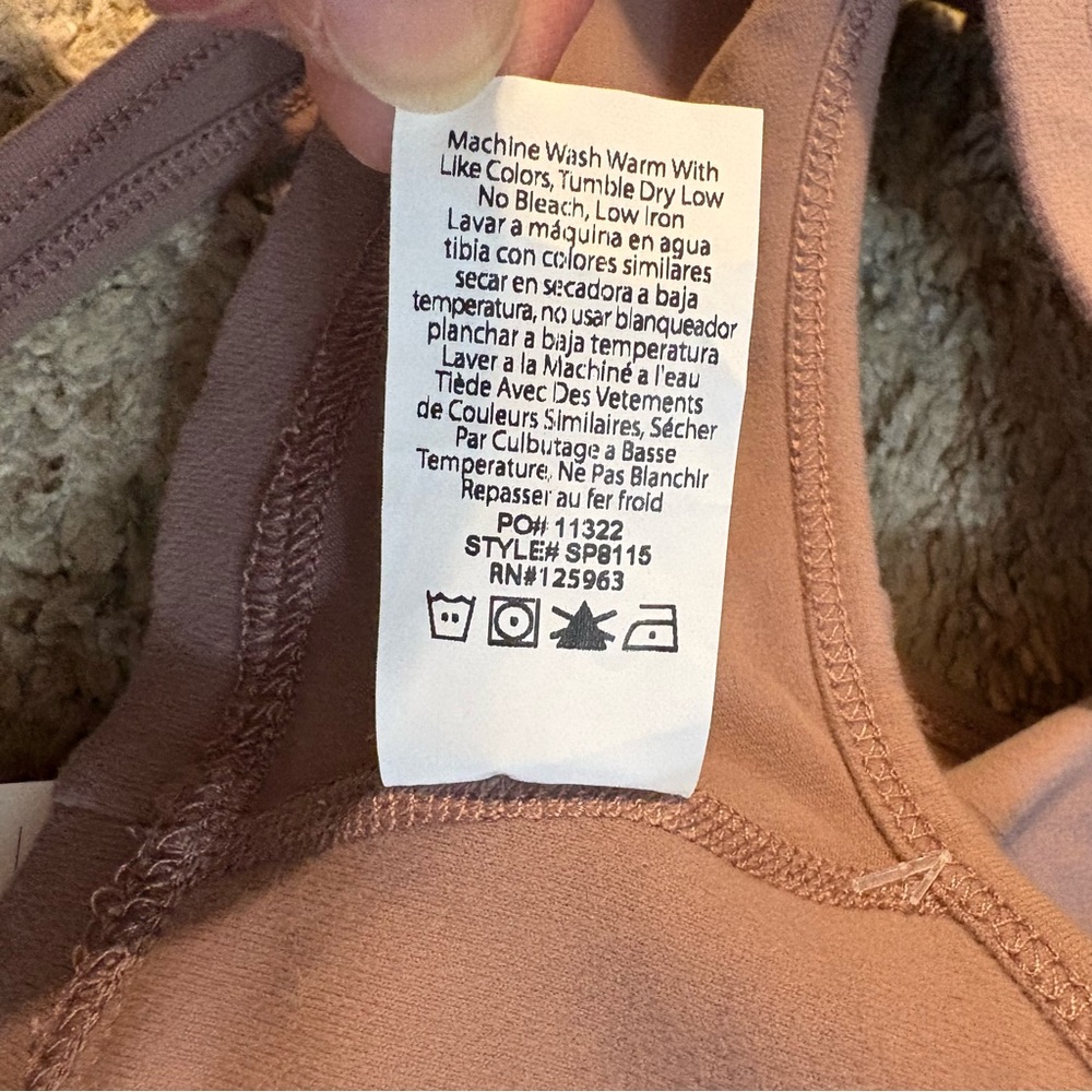 Beyond Yoga Dusty Mauve Studio Sports Bra Size Small NWT - Picture 10 of 11
